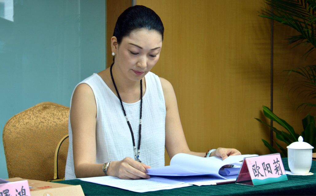 海南省舞蹈家协会主席,海南省群众艺术文化馆馆长莫青桥任协会名誉